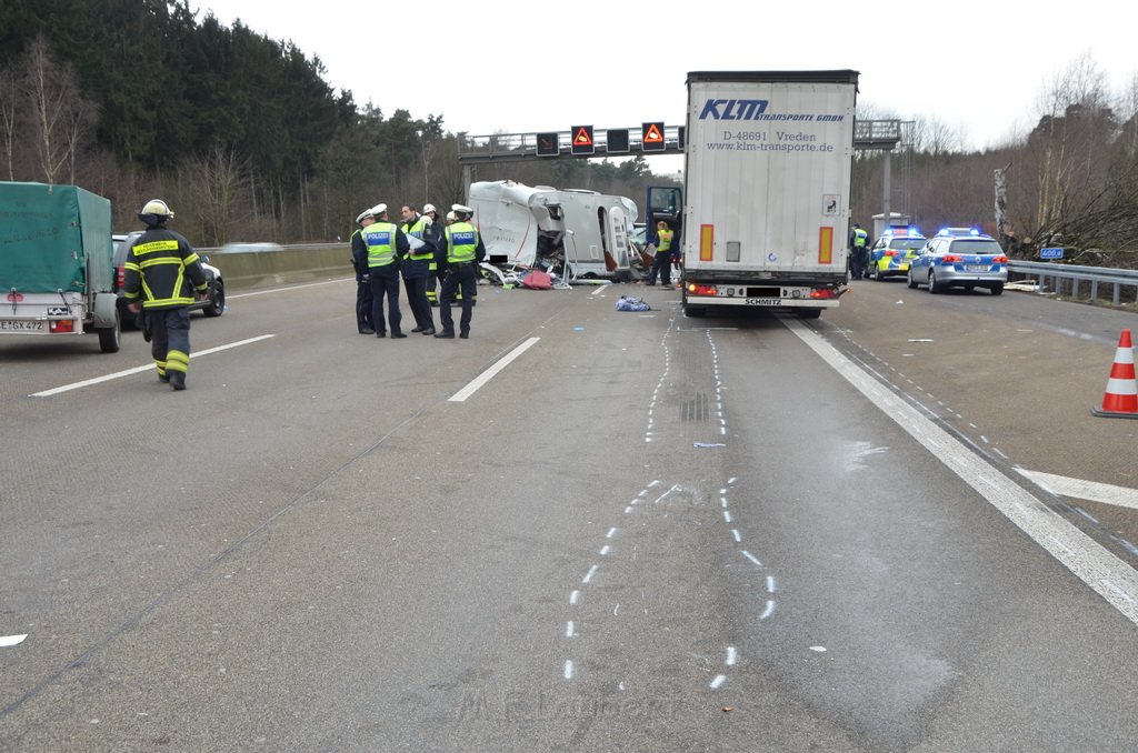 Schwerer VU A 1 Rich Saarbruecken kurz vor AK Leverkusen P066.JPG - Miklos Laubert